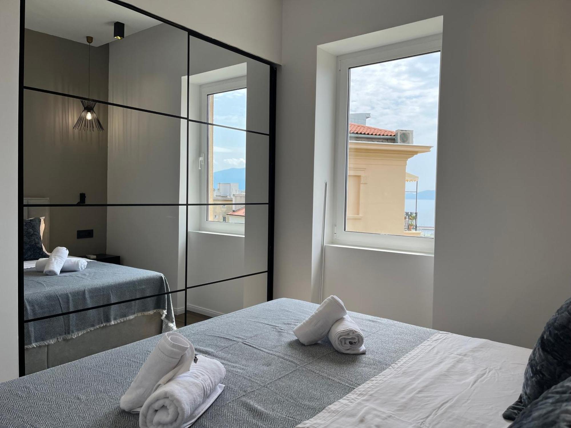 Jadabell 1 & 2 With Sea View Lägenhet Rijeka Exteriör bild